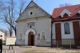 sladami_faustyny_03