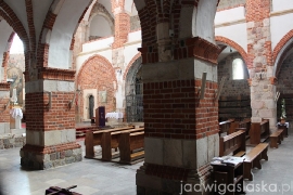sladami_faustyny_08