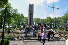 sladami_popieluszki_001