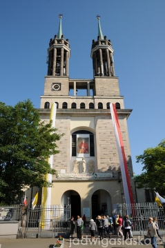 sladami_popieluszki_129