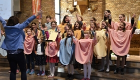 uwielbienie-boga-koncert-iskierek-02